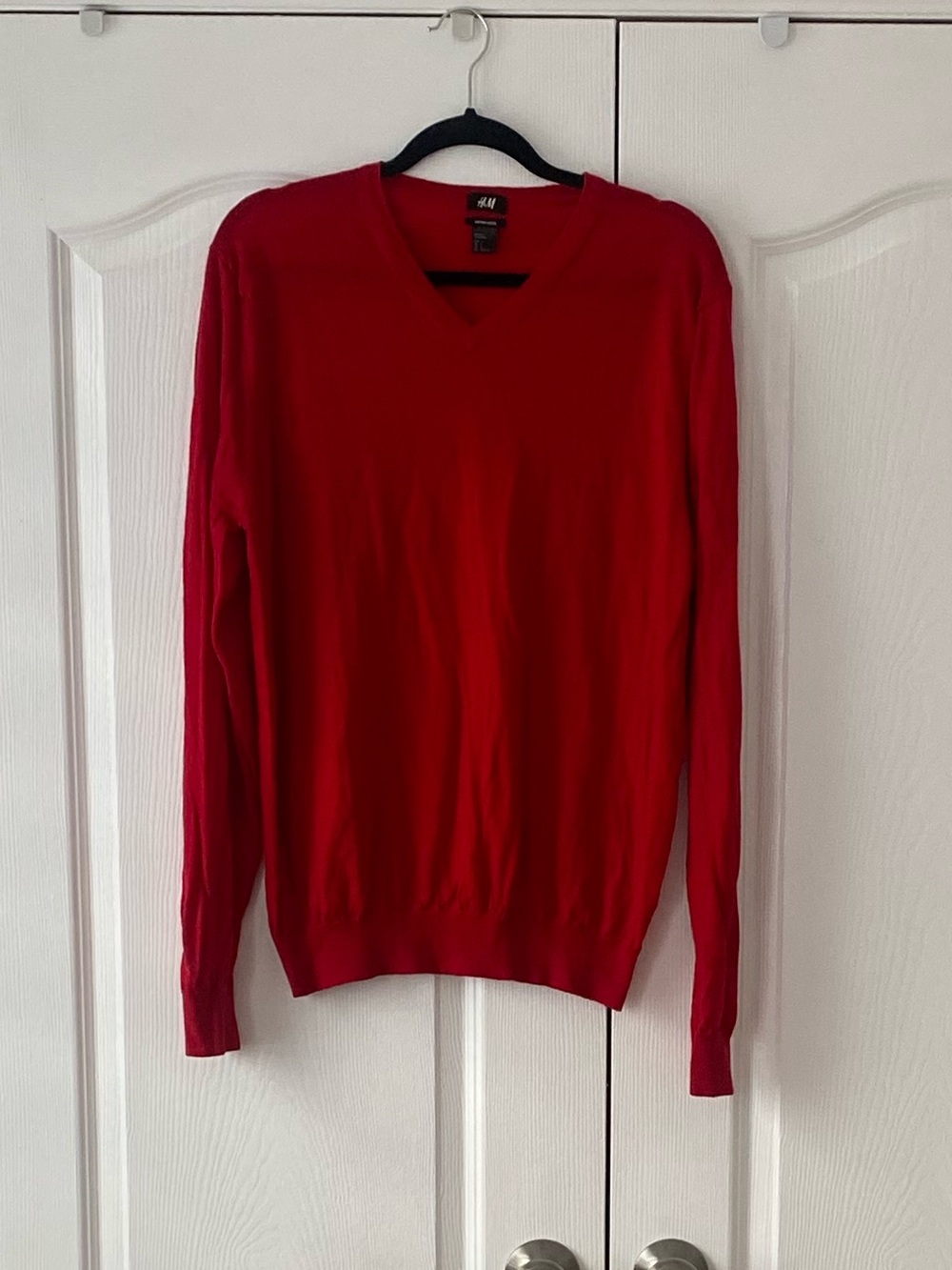 100% Merino Wool V-Neck Sweater